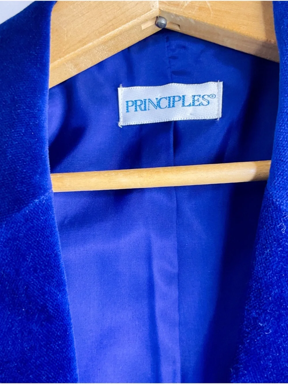 Women's Velvet Longline Blazer Jacket - Royal Blue - Picture 10 of 14